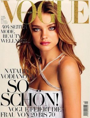 Vogue magazine covers - wah4mi0ae4yauslife.com - Vogue Germany October 2005 - Natalia V.jpg